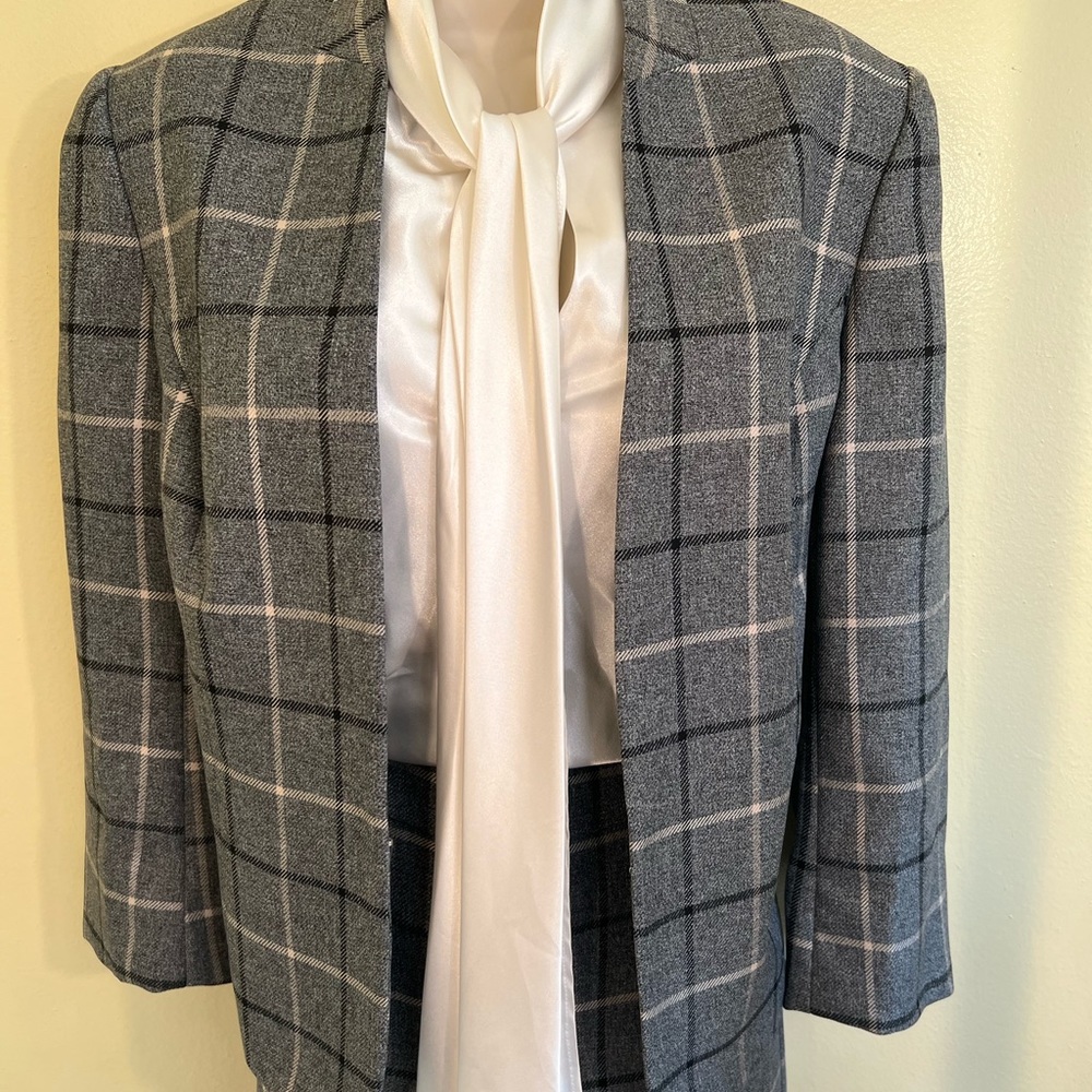 NWOT JCP Black Label by Eva Picone Jacket size 10